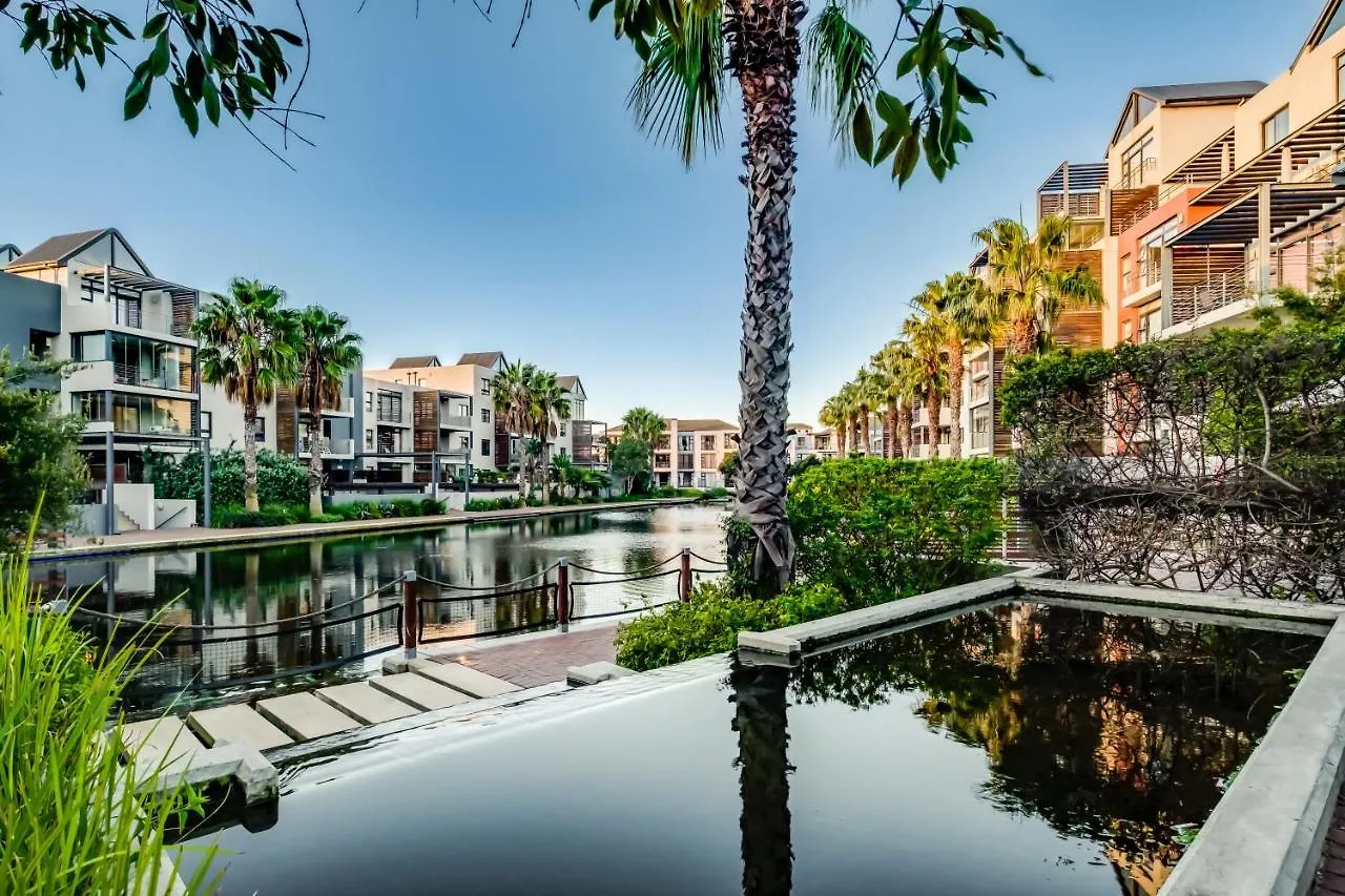 Belina - Quayside Canal View Cape Town