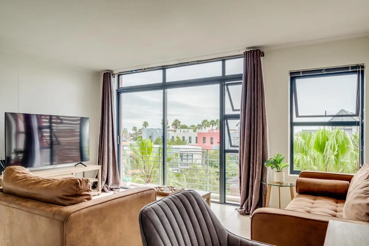 Belina - Quayside Canal View Cape Town Apartment