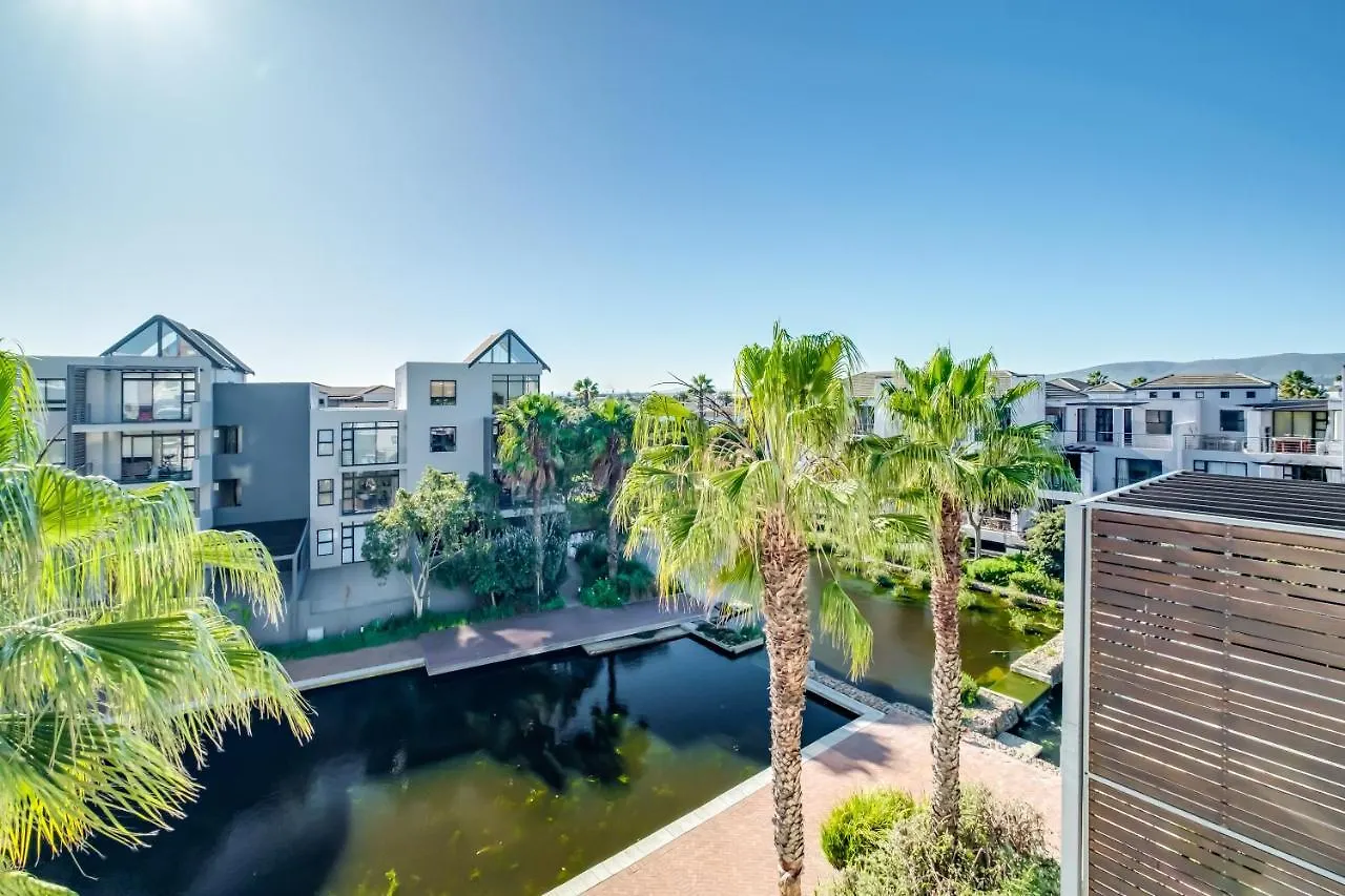 Apartment Belina - Quayside Canal View Cape Town South Africa