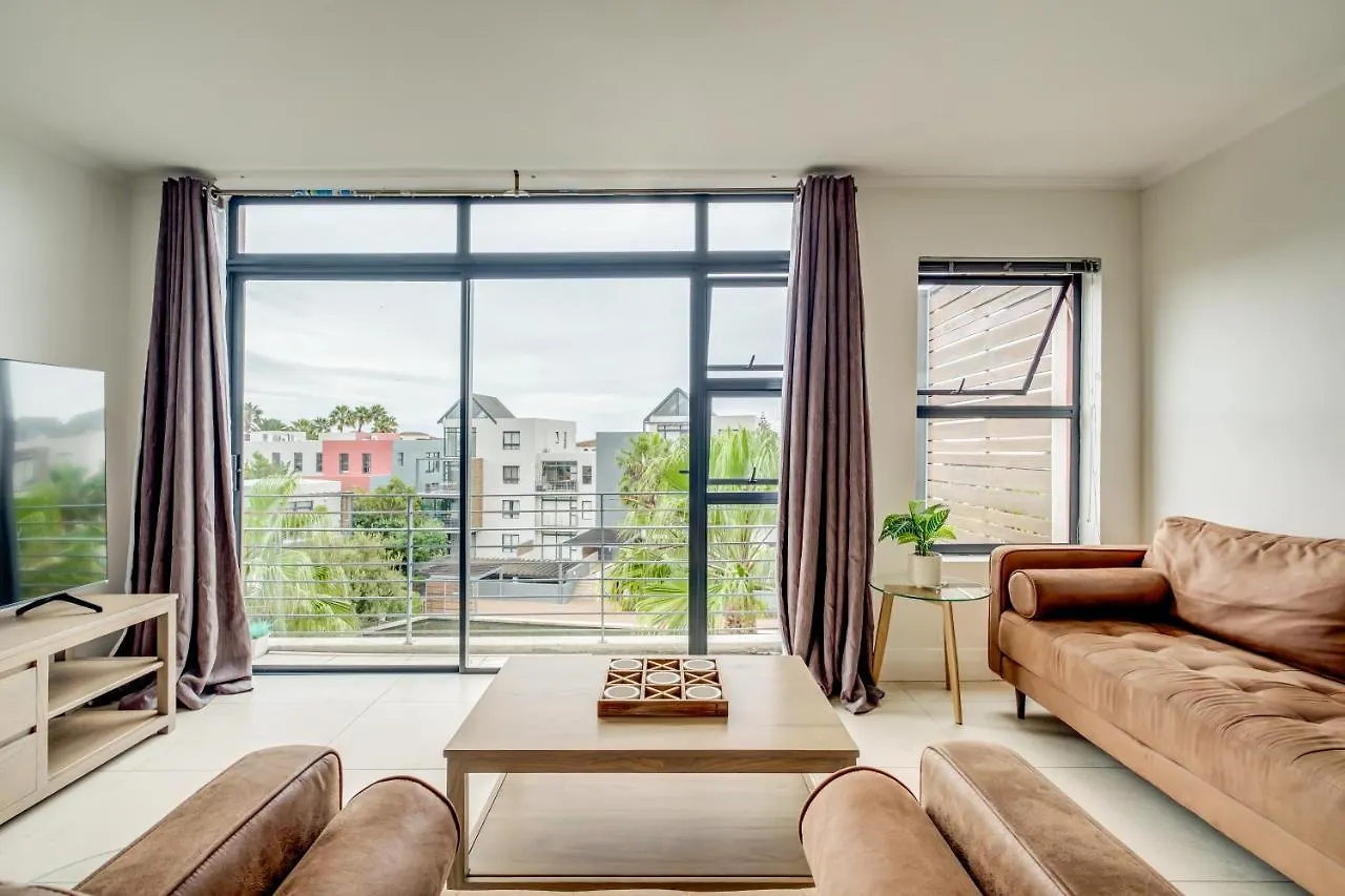 Belina - Quayside Canal View Cape Town Apartment